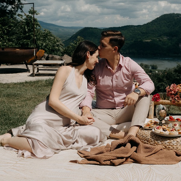 Esküvő természetben